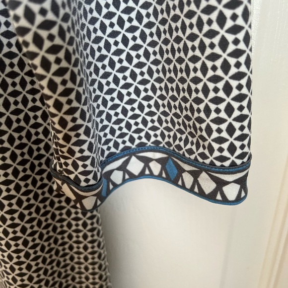 MAX STUDIO DRESS - Picture 3 of 5